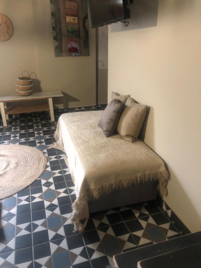 Ferienwohnung Hospitality In Historical & Mythical Peloponnese 2 Korinth Exterior foto