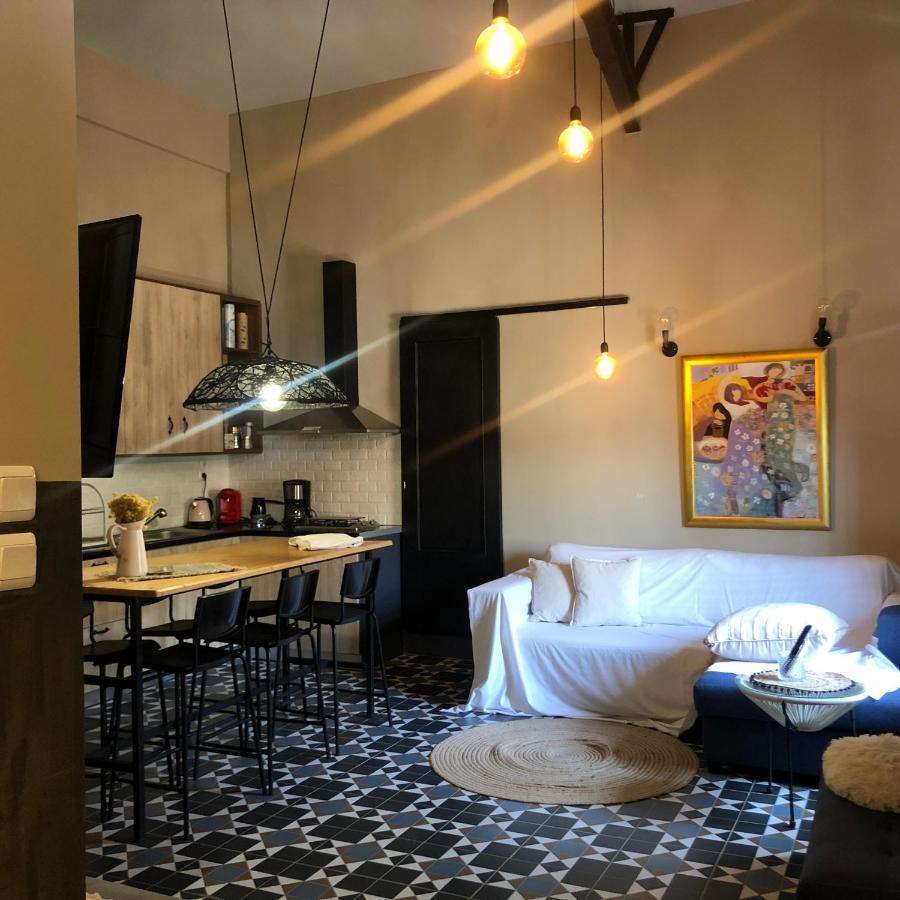 Ferienwohnung Hospitality In Historical & Mythical Peloponnese 2 Korinth Exterior foto